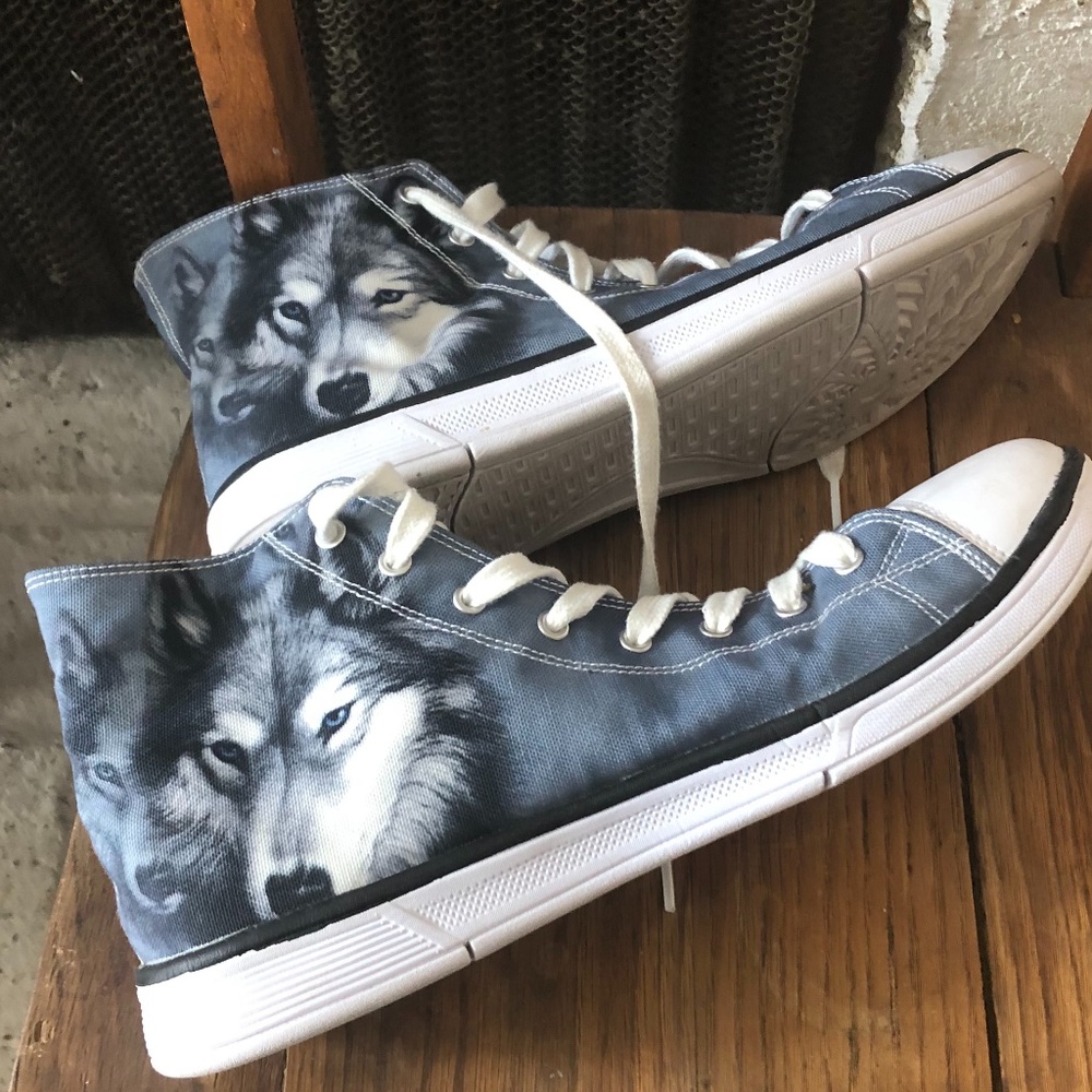 FORU Designs Wolf Sneaker Size 44 (9.5 - 10) - Picture 1 of 7